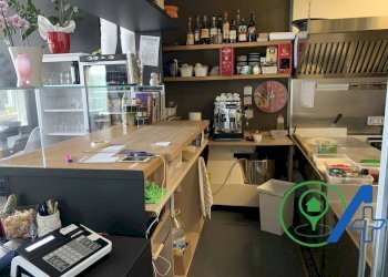 Locale Commerciale piazza da vinci, Salò - foto 11