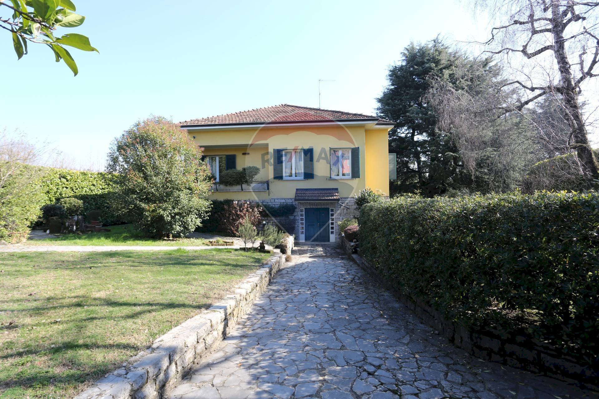 Villa Unifamiliare Via Della Rovere, Bergamo (zona Longuelo) - foto 1