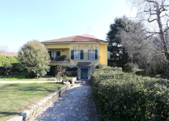 Villa Unifamiliare Via Della Rovere, Bergamo (zona Longuelo) - foto 2
