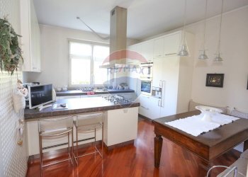Villa Unifamiliare Via Della Rovere, Bergamo (zona Longuelo) - foto 13