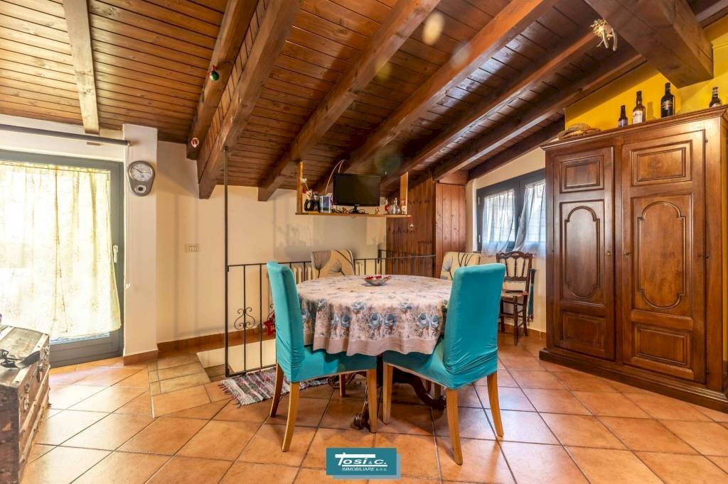 Salone - Two-room apartment via Vittorio Veneto, 14/G, Vaprio d'Agogna - photo 1