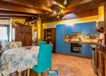 Cucina - Bilocale via Vittorio Veneto, 14/G, Vaprio d'Agogna - foto 2