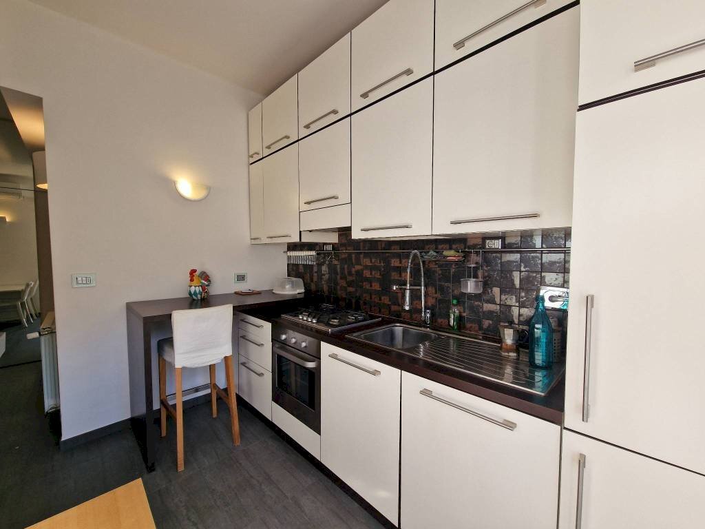 Angolo cottura - Bilocale via Fratelli Canale, 3, Genova (zona Borgoratti) - foto 1