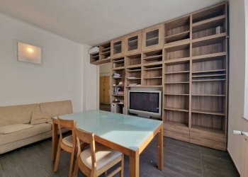 Camera da letto - Bilocale via Fratelli Canale, 3, Genova (zona Borgoratti) - foto 6