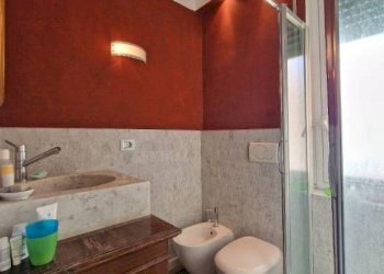 Bagno - Bilocale via Fratelli Canale, 3, Genova (zona Borgoratti) - foto 7