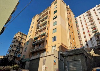 Facciata - Bilocale via Fratelli Canale, 3, Genova (zona Borgoratti) - foto 9