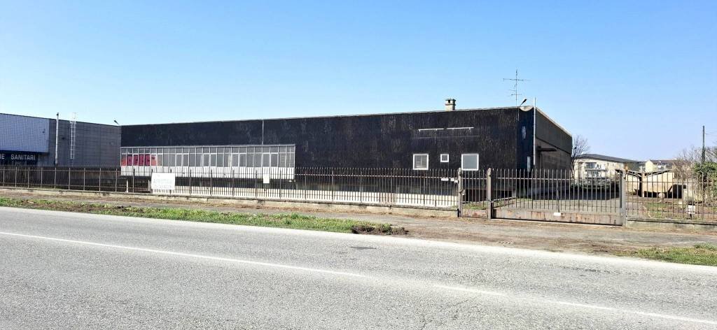 Zona - Capannone viale Industria, 40, Vigevano - foto 3