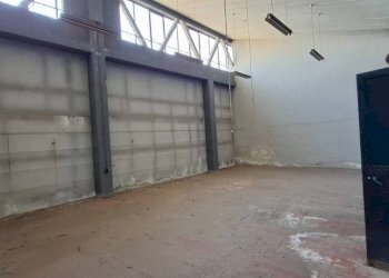 Stanza non arredata - Capannone viale Industria, 40, Vigevano - foto 17