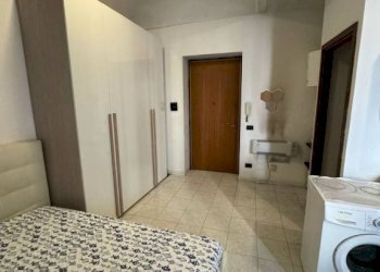 Camera da letto - One-room apartment via Dante di Nanni, 61, Torino (neighborhood Cenisia) - photo 17