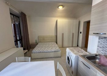 Camera da letto - One-room apartment via Dante di Nanni, 61, Torino (neighborhood Cenisia) - photo 18