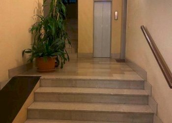 Interno palazzo - Quadrilocale via Silvio Pellico, Garbagnate Milanese - foto 2