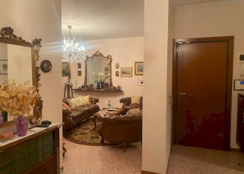Interno appartamento - Four-room apartment via Silvio Pellico, Garbagnate Milanese - photo 5