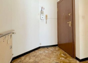 Ingresso - Trilocale via Stefanina Moro, 21, Genova (zona Marassi) - foto 16