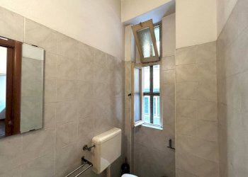 Bagno - Office via Speri della Chiesa Jemoli, 18, Varese - photo 21