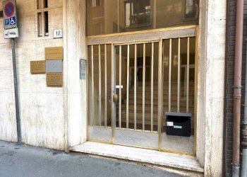 Ingresso - Ufficio via Speri della Chiesa Jemoli, 18, Varese - foto 23