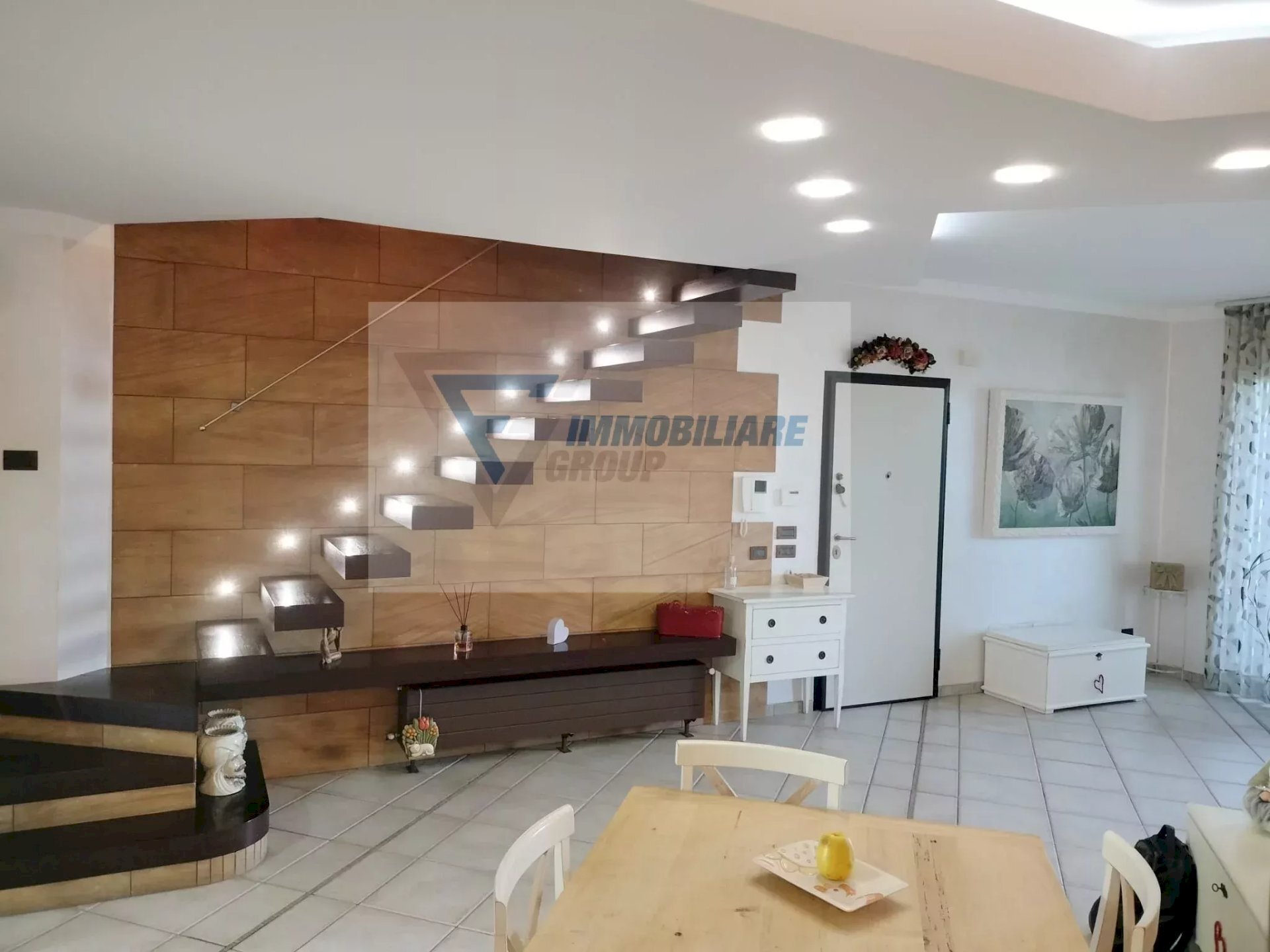 Attic Via Monsignore Calogero Lauricella, Siracusa - photo 1