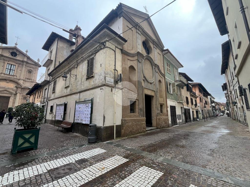 Three-room apartment Via Gardezzana, Carmagnola - photo 1