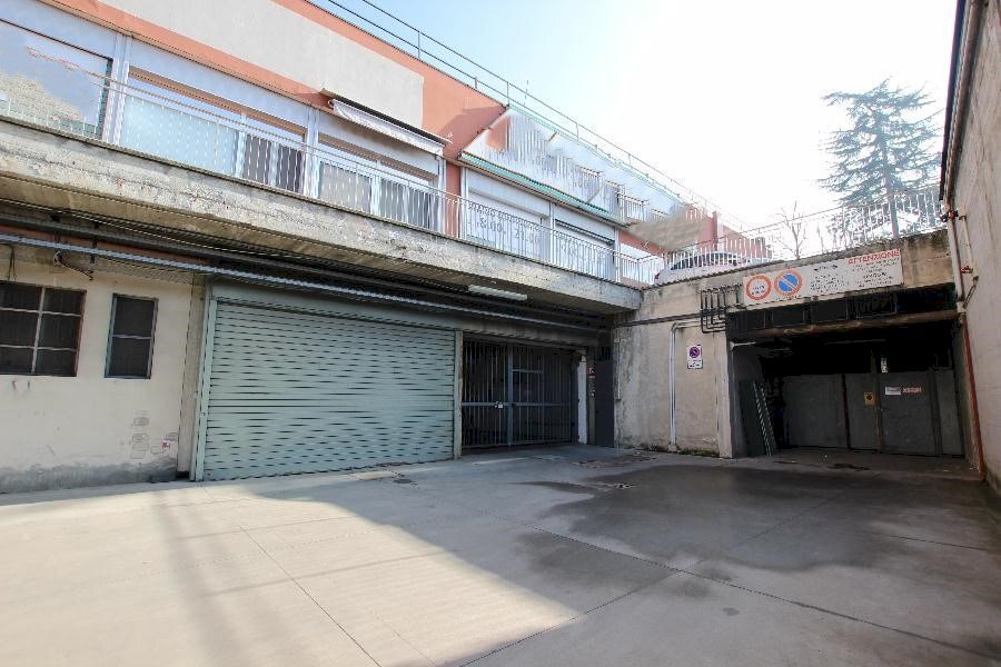 Box Bologna (neighborhood Borgo Panigale) - photo 1