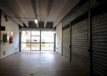 Box Bologna (neighborhood Borgo Panigale) - photo 2