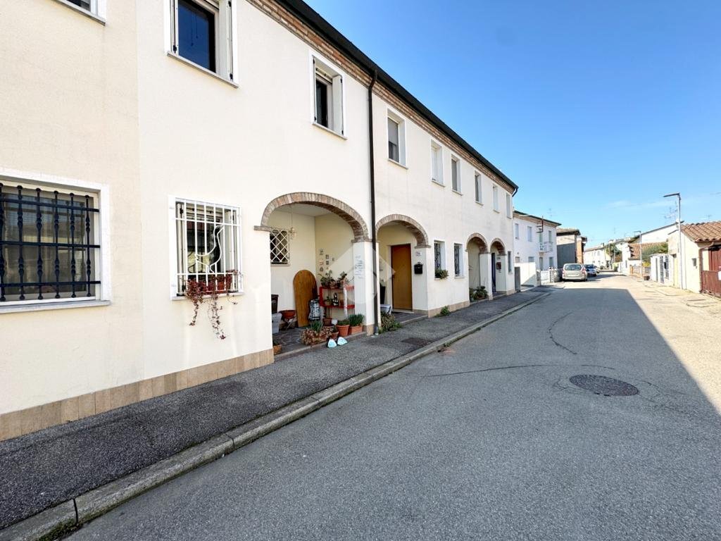 Terraced Villa Via Mirri, Alfonsine - photo 1