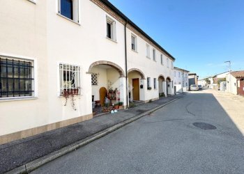Terraced Villa Via Mirri, Alfonsine - photo 1