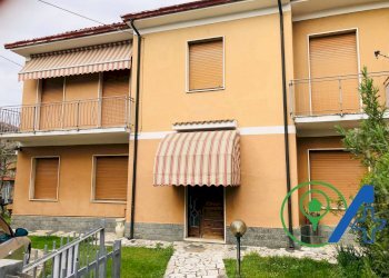 Villa Unifamiliare via botturi, Castiglione delle Stiviere - foto 1