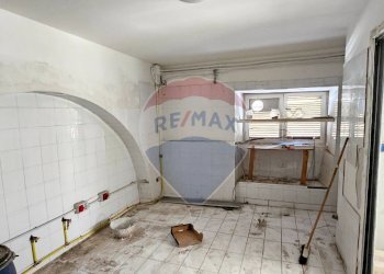 Locale Commerciale Corso Garibaldi, Salerno - foto 11