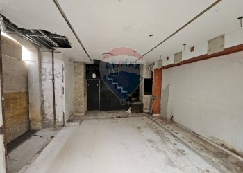 Locale Commerciale Corso Garibaldi, Salerno - foto 17