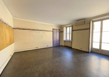 Quadrilocale Via San Quintino, Torino (zona Centro) - foto 1