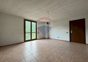 Trilocale Val Brembilla - foto 8