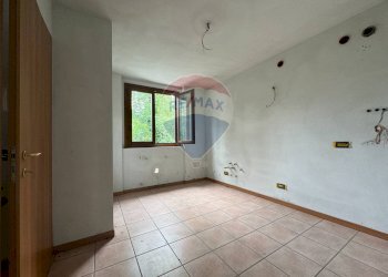 Trilocale Val Brembilla - foto 13