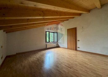 Trilocale Val Brembilla - foto 29