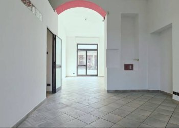 Stanza non arredata - Bilocale via Nizza, 346, Torino - foto 2