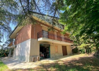 Facciata - Villa via Moncucco, Mombercelli - foto 14