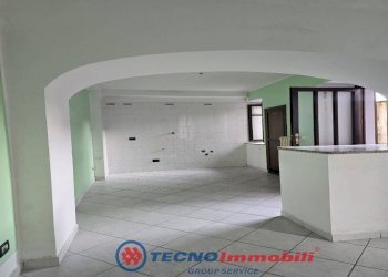 Salone - Three-room apartment piazza Caporossi, Mathi - photo 2