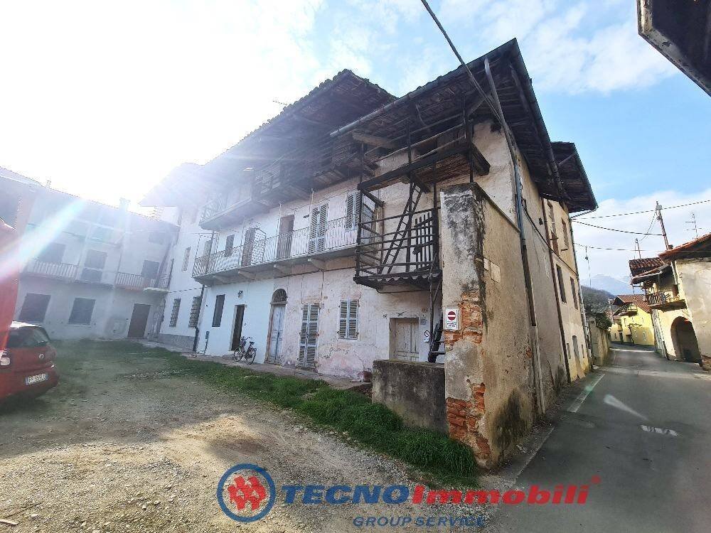 Zona - Casa indipendente via Martiri Della Liberta`, Levone - foto 2