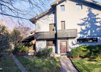 Facciata - Villa via Valeriana, 68, Sondrio - foto 3