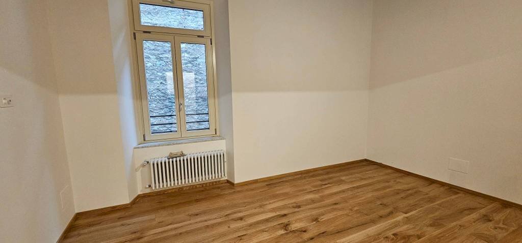 Stanza non arredata - Trilocale Cuneo (zona Centro) - foto 3