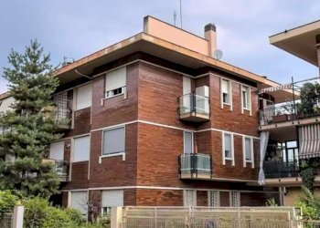 266165c4-1e20-4fd1-8bba-6d33c613896a - Magazzino via Monte Sei Busi, 16/20, Torino - foto 1