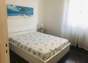 Camera da letto - Quadrilocale via Capitano Lazzaro Parodi, Varazze - foto 11