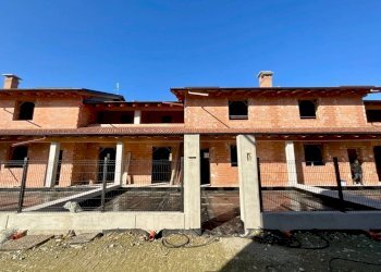 Facciata - Villa a Schiera Villafalletto - foto 11