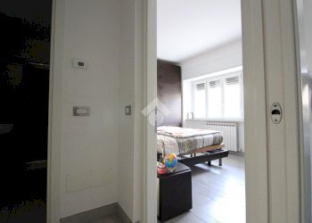 Trilocale Via priv.c.so buenos aires, Chiavari - foto 9