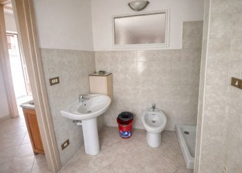 bagno - Casa semi indipendente Frazione Villaretto, 8, Roure - foto 6