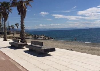 Trilocale Savona (zona Zinola) - foto 2