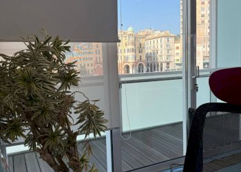 Ufficio Largo delle coffe, Savona (zona Centro) - foto 1