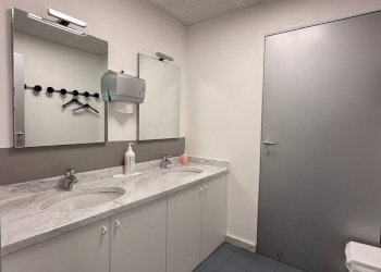 Ufficio Largo delle coffe, Savona (zona Centro) - foto 12