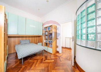 Appartamento Piazza della Vittoria, Napoli (zona San Ferdinando) - foto 18