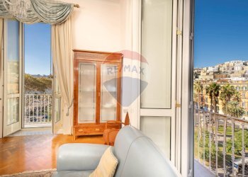 Appartamento Piazza della Vittoria, Napoli (zona San Ferdinando) - foto 6