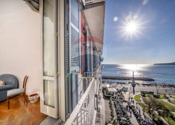 Appartamento Piazza della Vittoria, Napoli (zona San Ferdinando) - foto 20