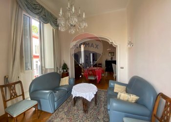 Appartamento Piazza della Vittoria, Napoli (zona San Ferdinando) - foto 11